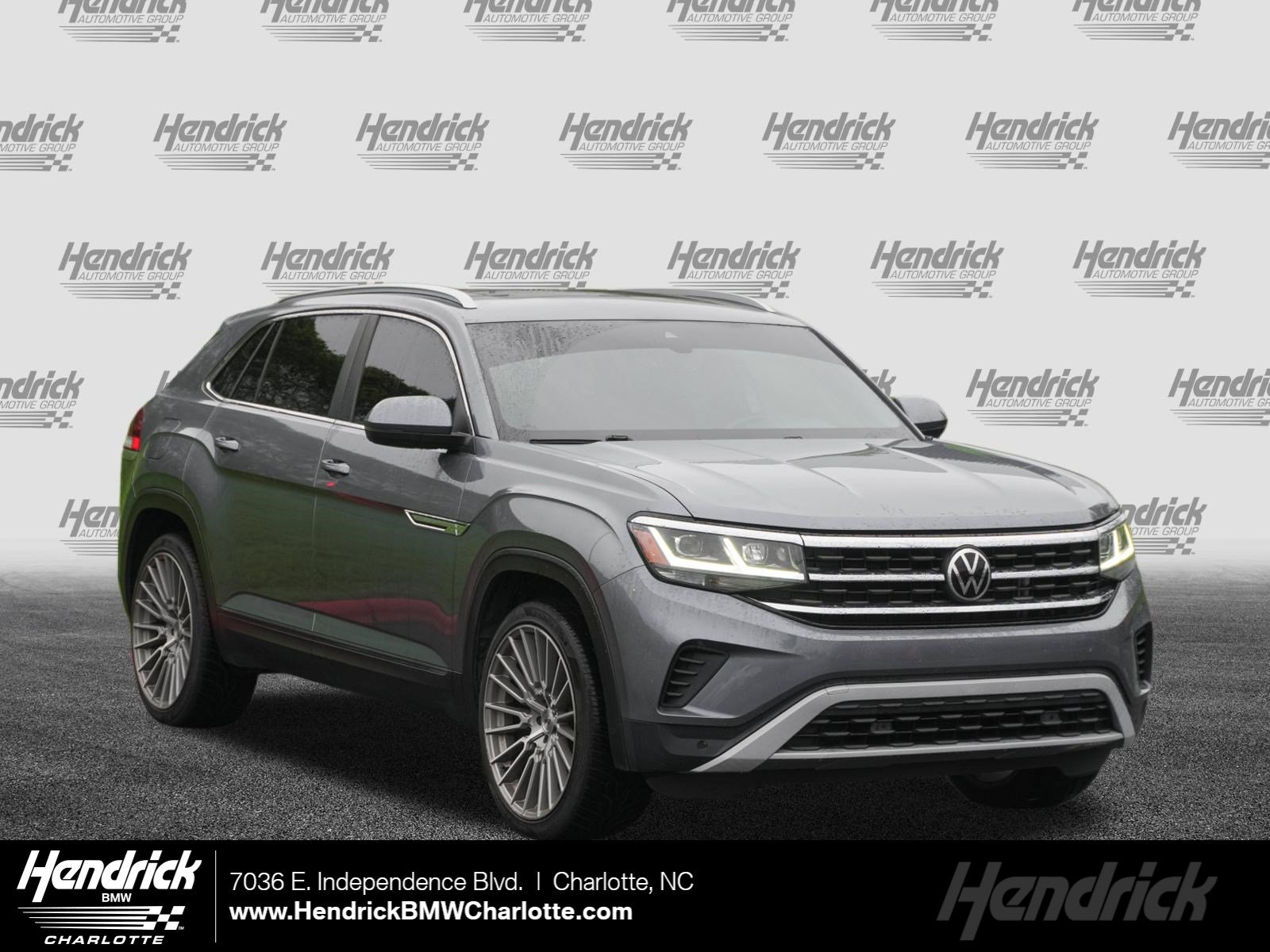 Used 2021 Volkswagen Atlas Cross Sport SEL AWD/4WD image 1