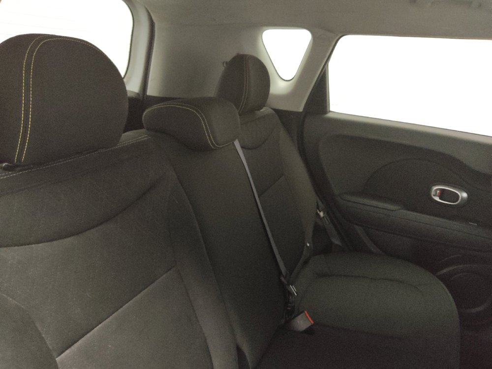 Used 2019 Kia Soul FWD image 19
