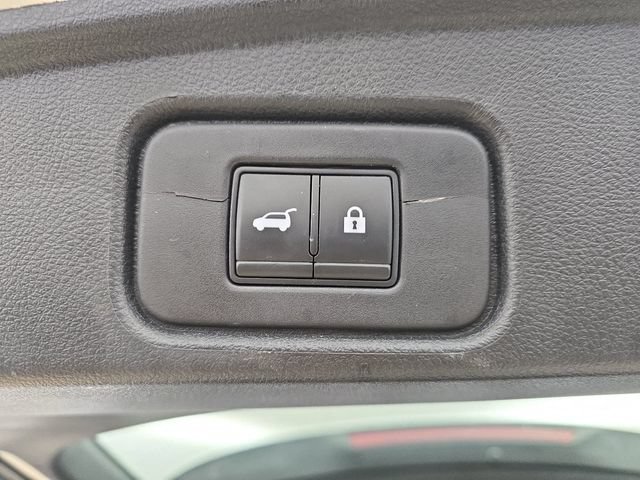 Used 2022 Nissan Pathfinder Platinum w/ Cargo Package FWD image 34