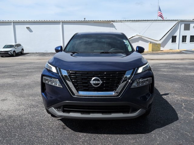 Certified 2022 Nissan Rogue SV FWD image 9