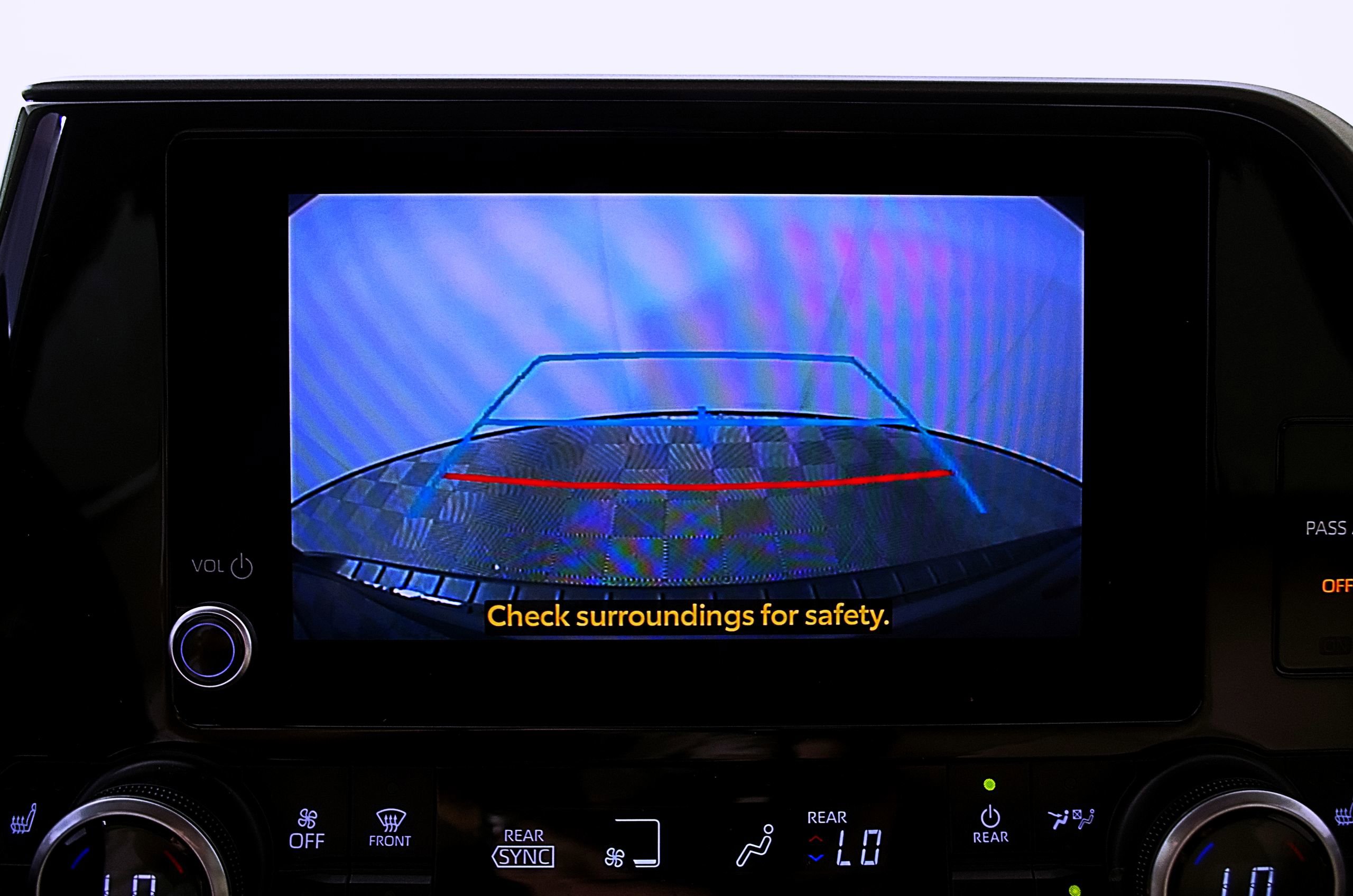 Used 2023 Toyota Highlander XLE image 28