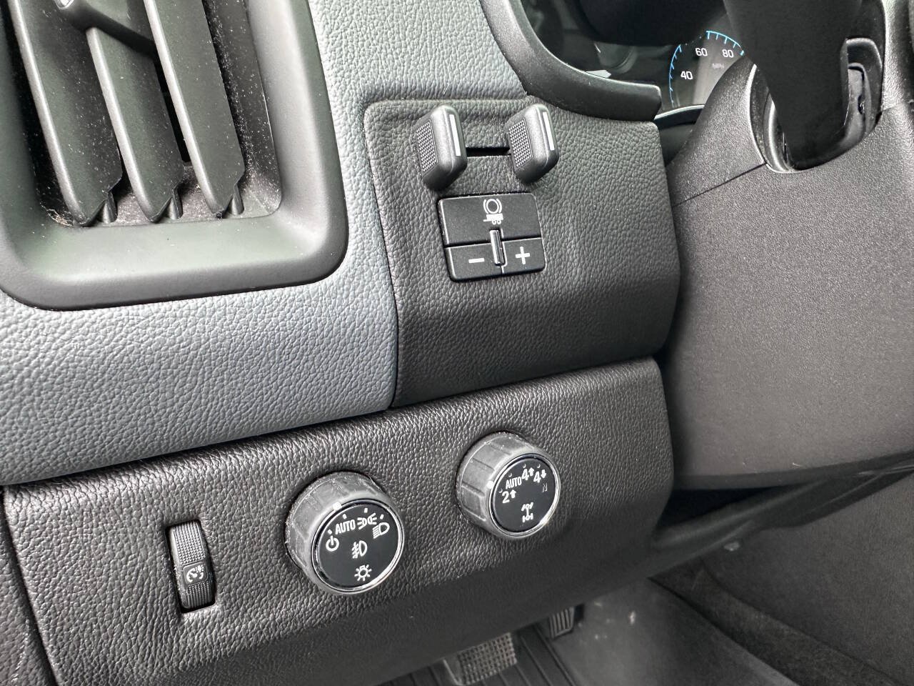 Used 2017 Chevrolet Colorado Z71 AWD/4WD image 20