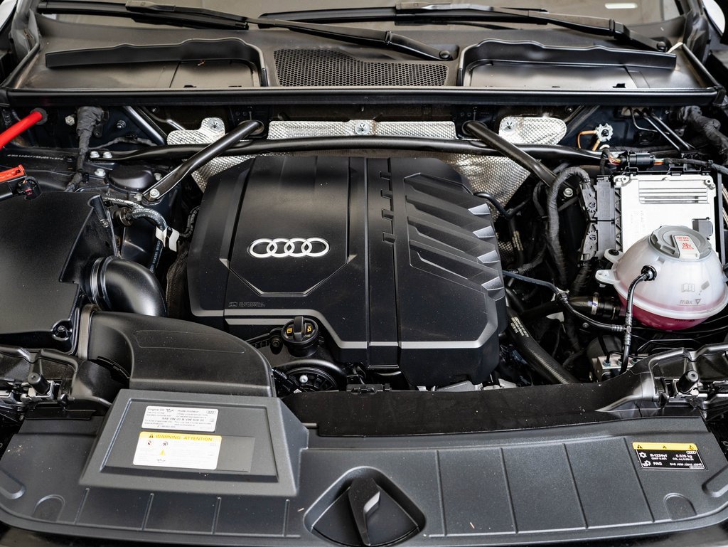 Certified 2025 Audi Q5 2.0T Premium w/ Convenience Plus Package image 35