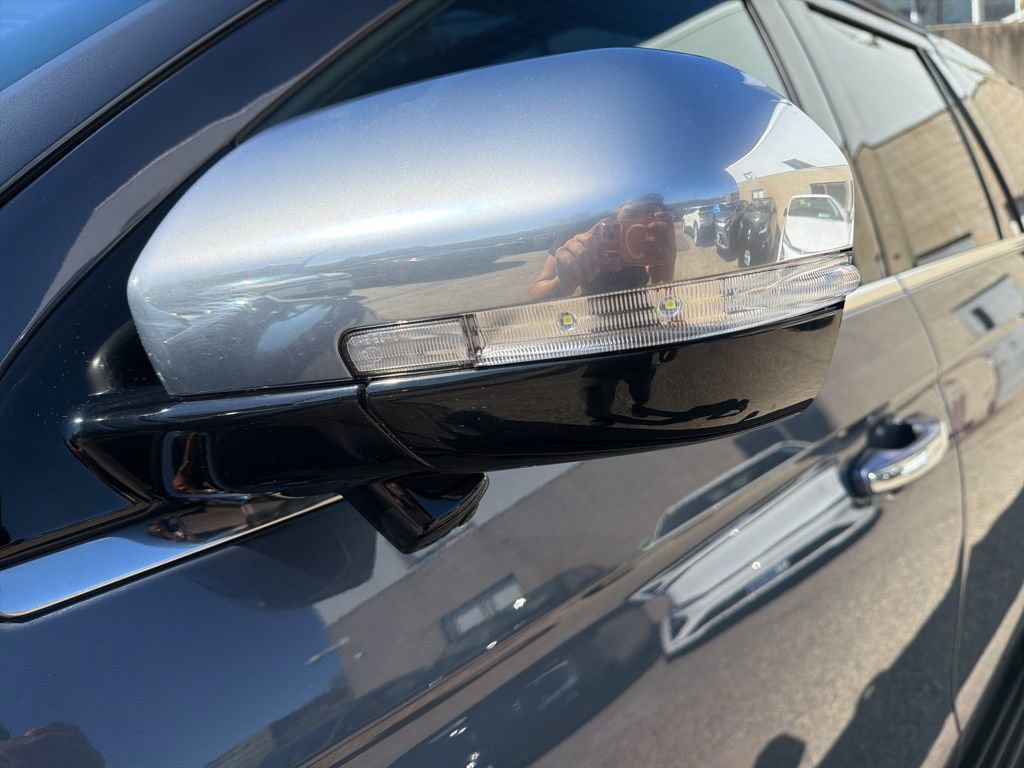 Used 2023 Ford Expedition Platinum AWD/4WD image 12