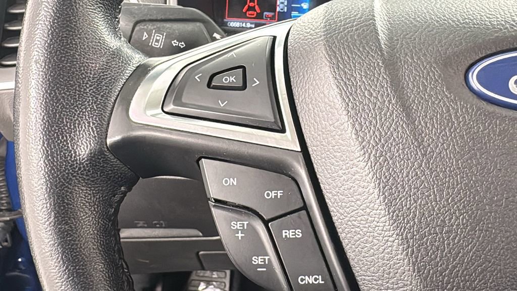 Used 2023 Ford Edge SEL image 21