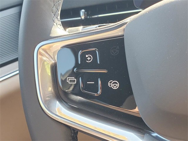 New 2025 Volvo EX90 Ultra image 17