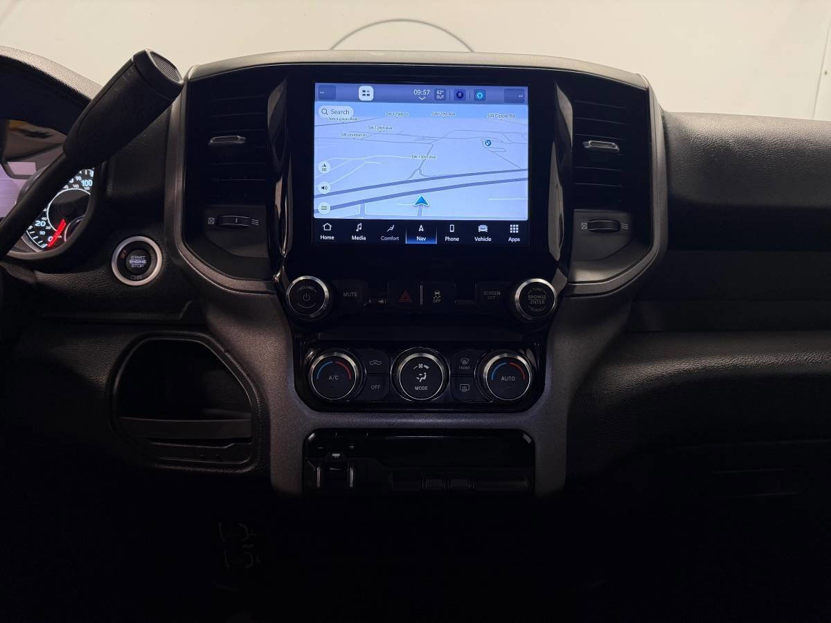 Used 2022 RAM 3500 Tradesman image 15