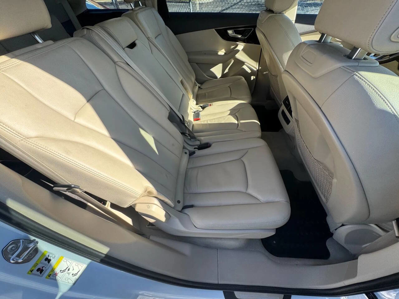 Used 2017 Audi Q7 3.0T Premium w/ Towing Package image 22
