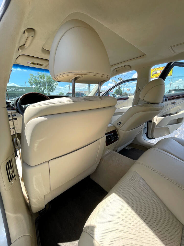Used 2015 Lexus LS 460 Luxury image 12