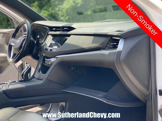 Used 2024 Cadillac XT6 Luxury w/ LPO, Floor Liner Package FWD image 21