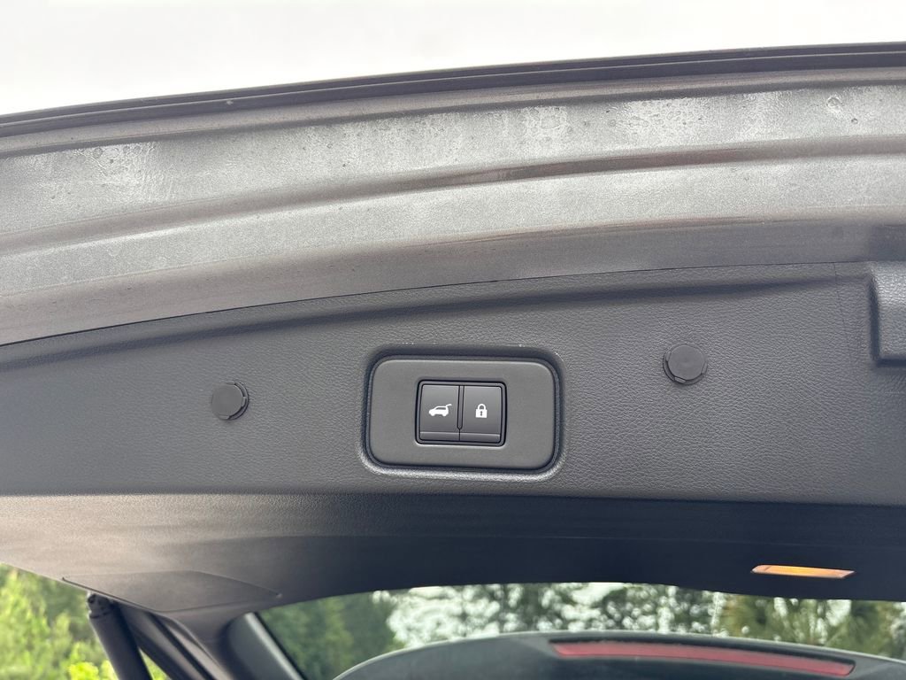 Used 2025 Nissan Pathfinder Rock Creek AWD/4WD image 30