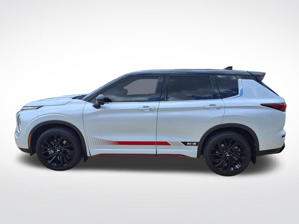Used 2023 Mitsubishi Outlander Ralliart AWD/4WD image 13