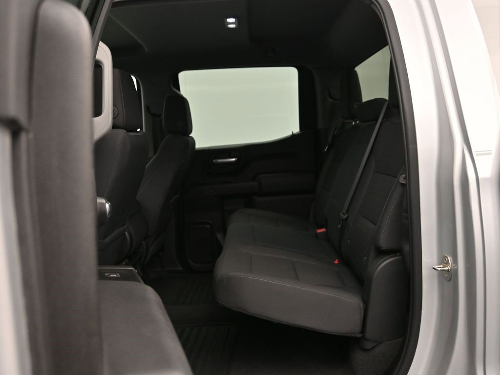 Used 2020 Chevrolet Silverado 1500 LT image 19