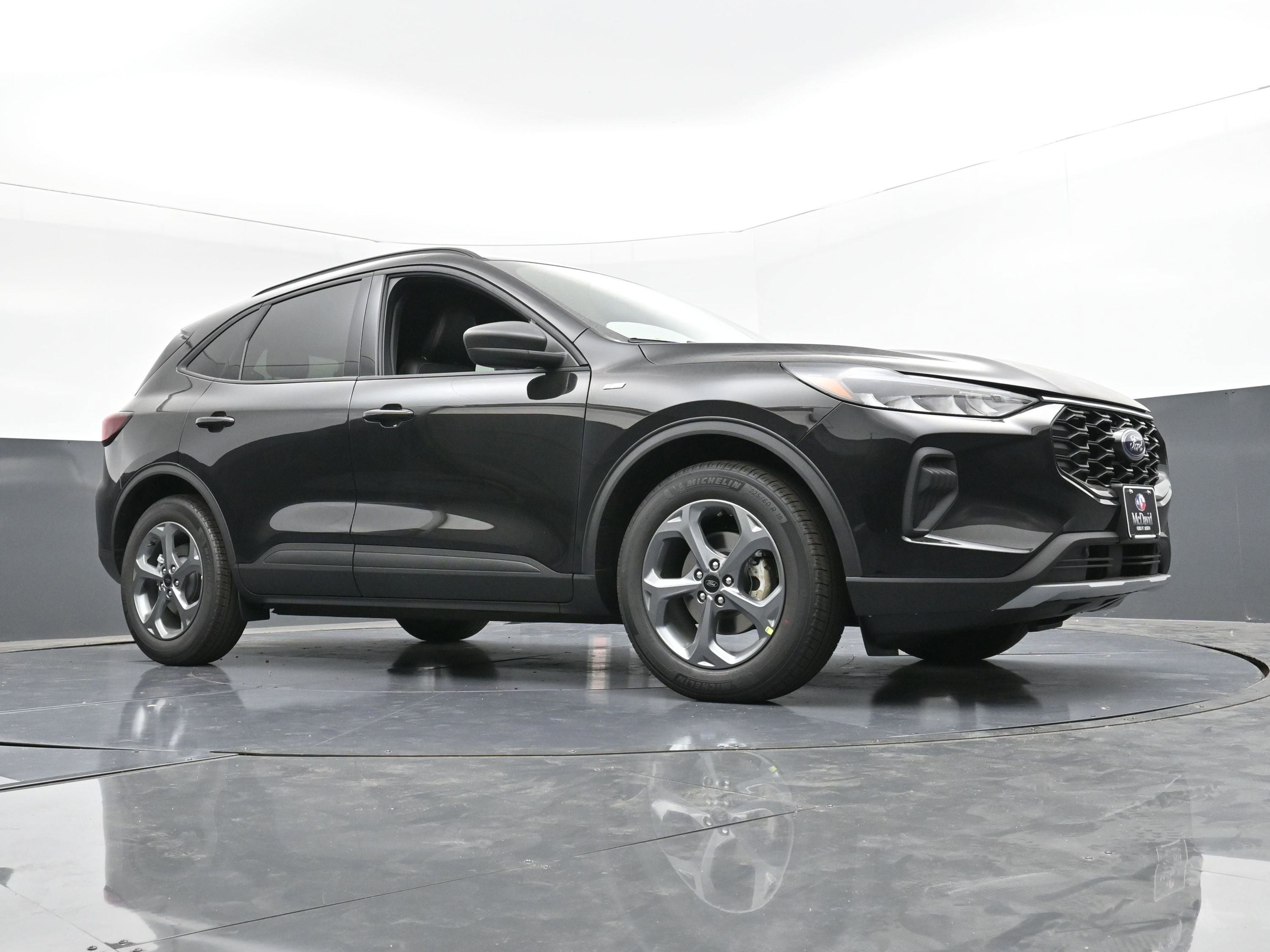 Used 2025 Ford Escape ST-Line w/ Tech Pack #1 image 10