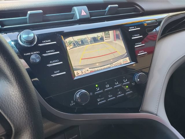 Used 2019 Toyota Camry LE FWD image 25