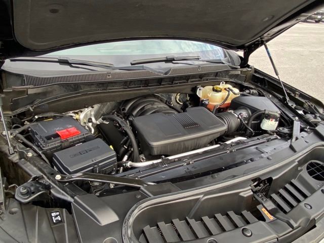 Used 2022 Chevrolet Suburban RST w/ Luxury Package AWD/4WD image 20