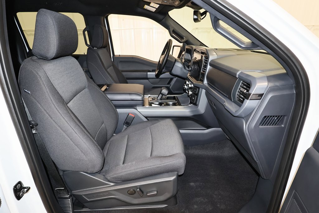 New 2025 Ford F150 XLT w/ Equipment Group 302A MID image 14