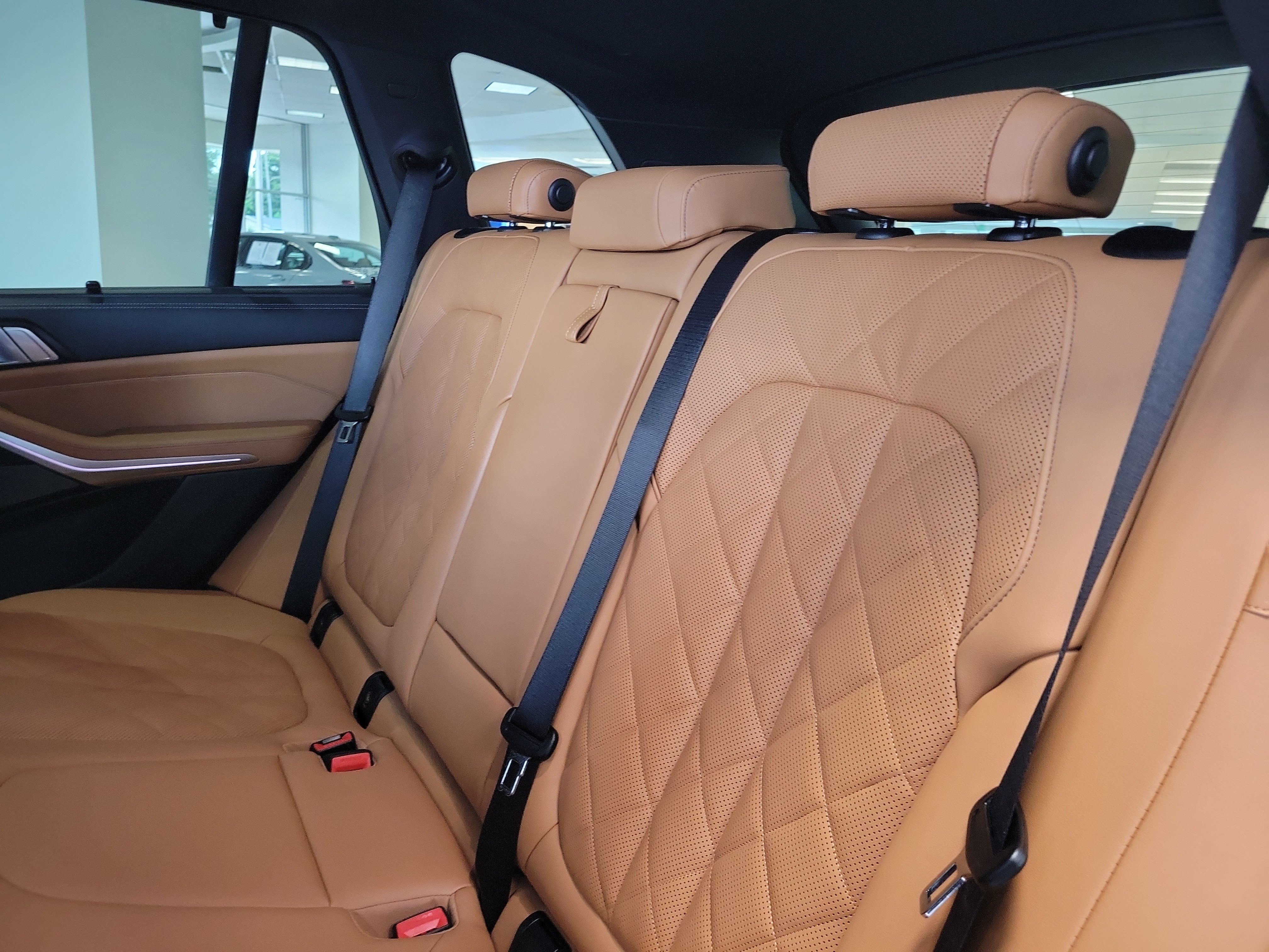 Used 2026 BMW X5 M60i AWD/4WD image 11