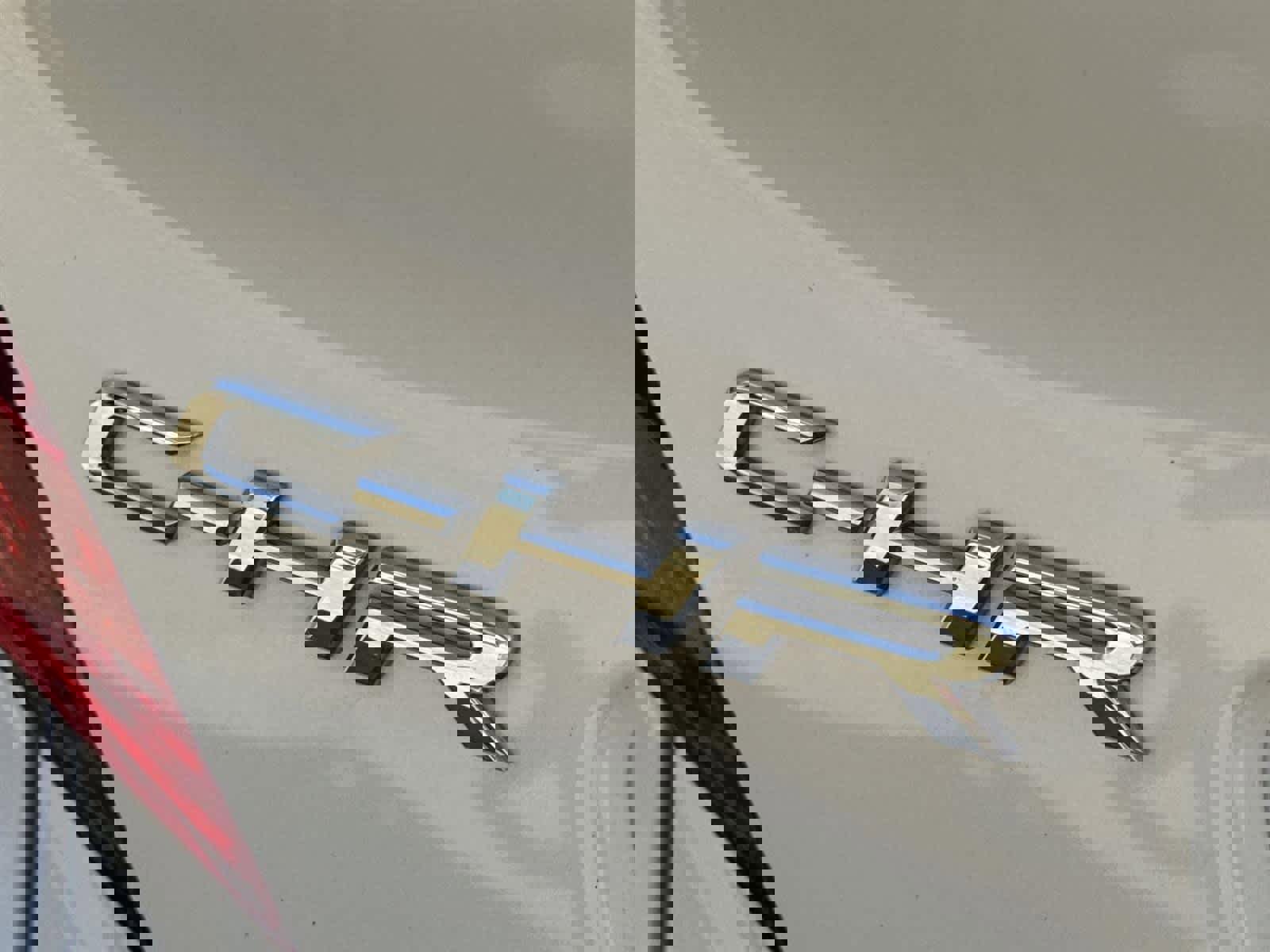 Used 2021 Toyota C-HR XLE image 11