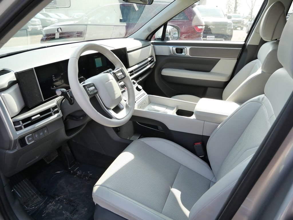 Used 2025 Hyundai Santa Fe SEL AWD/4WD image 29