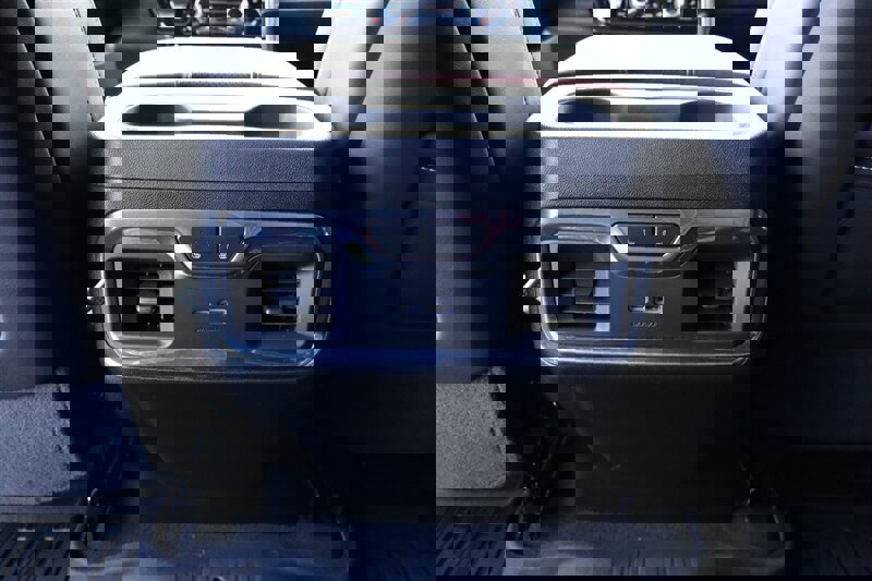 Used 2025 GMC Sierra 3500 Denali Ultimate image 24