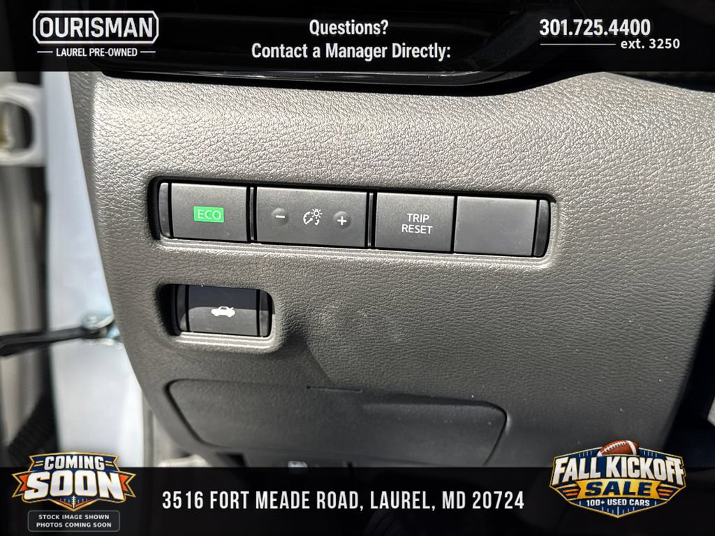 Used 2025 Nissan Sentra SV w/ SV Premium Package FWD image 24