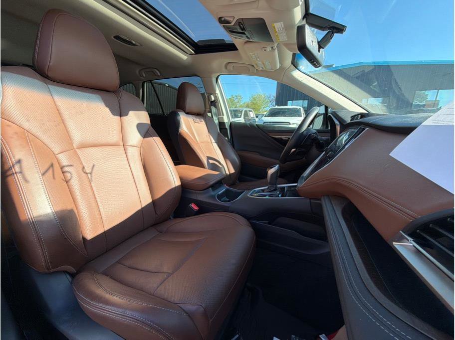 Used 2022 Subaru Outback Touring w/ Popular Package #2 image 4