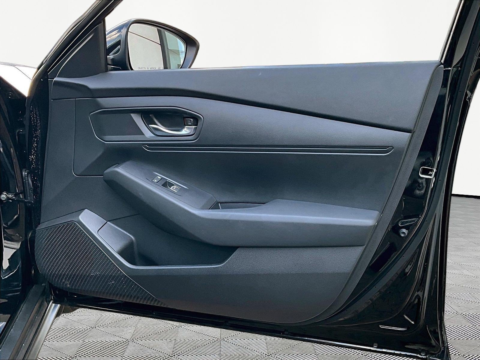 Used 2025 Honda Accord LX image 25