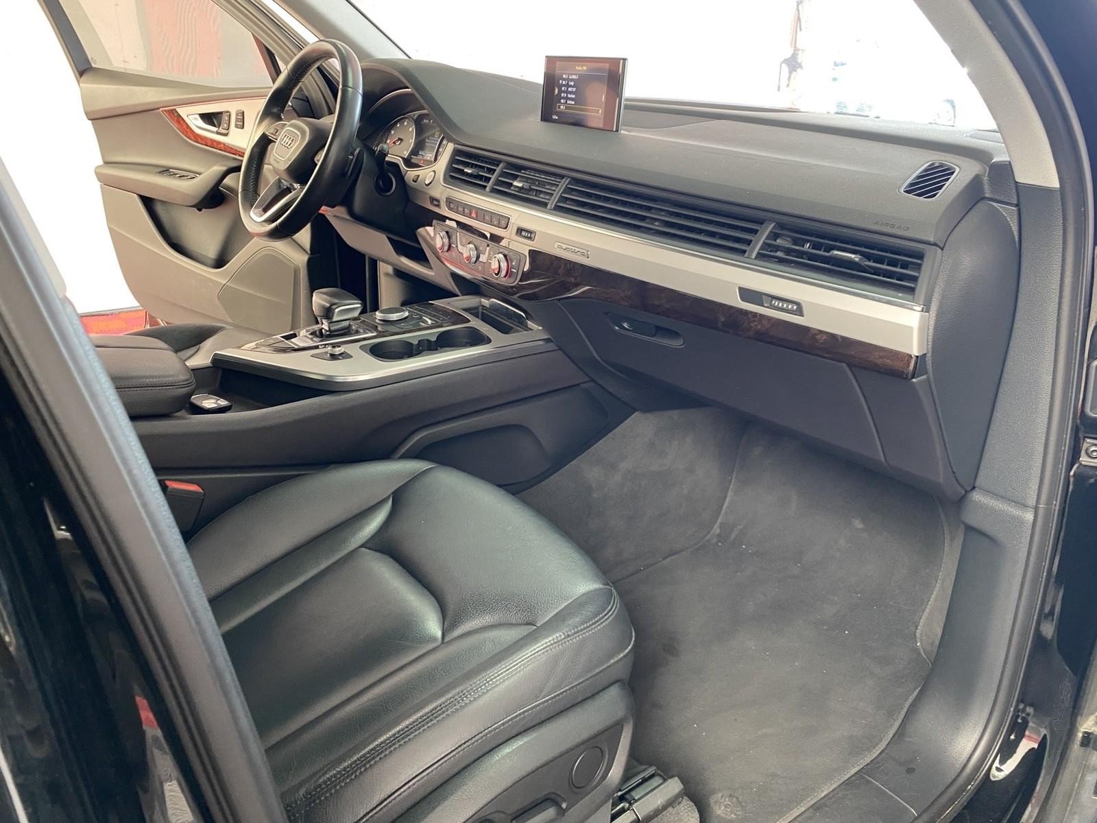 Used 2018 Audi Q7 2.0T Premium AWD/4WD image 7