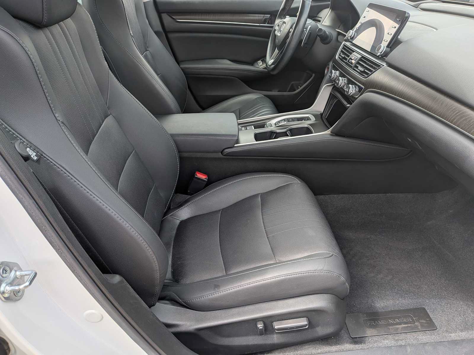 Used 2021 Honda Accord Touring image 22