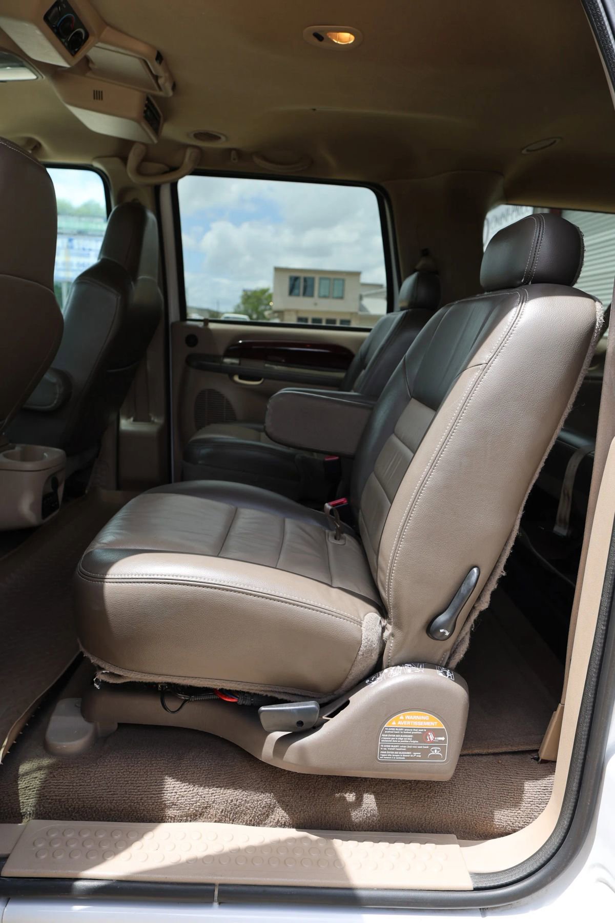 Used 2004 Ford Excursion Eddie Bauer AWD/4WD image 28