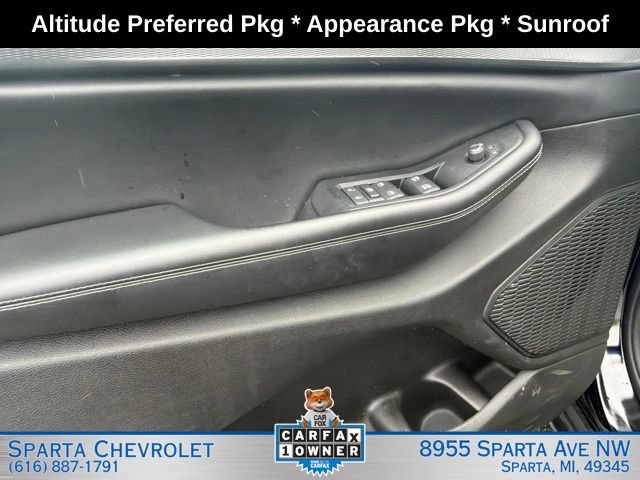 Used 2024 Jeep Grand Cherokee Altitude AWD/4WD image 16