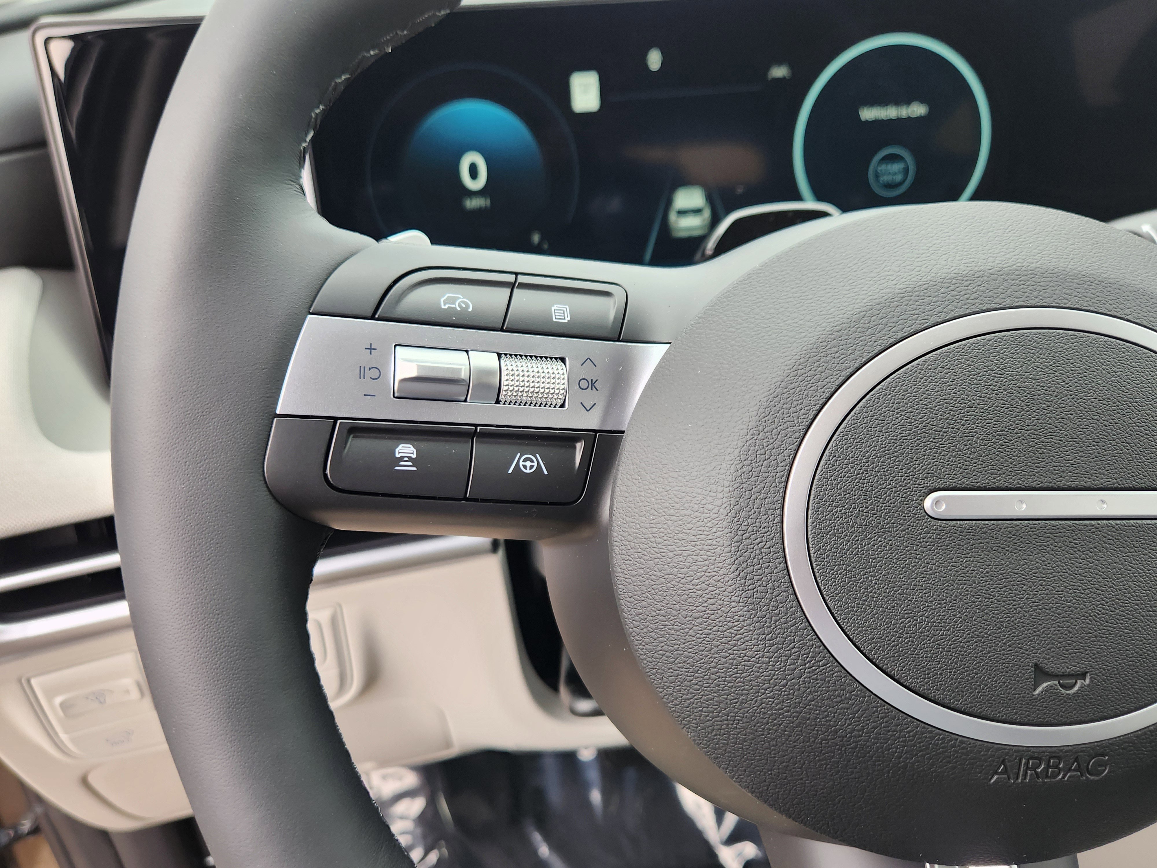 New 2025 Hyundai Tucson Limited w/ Tow & Go Package image 12