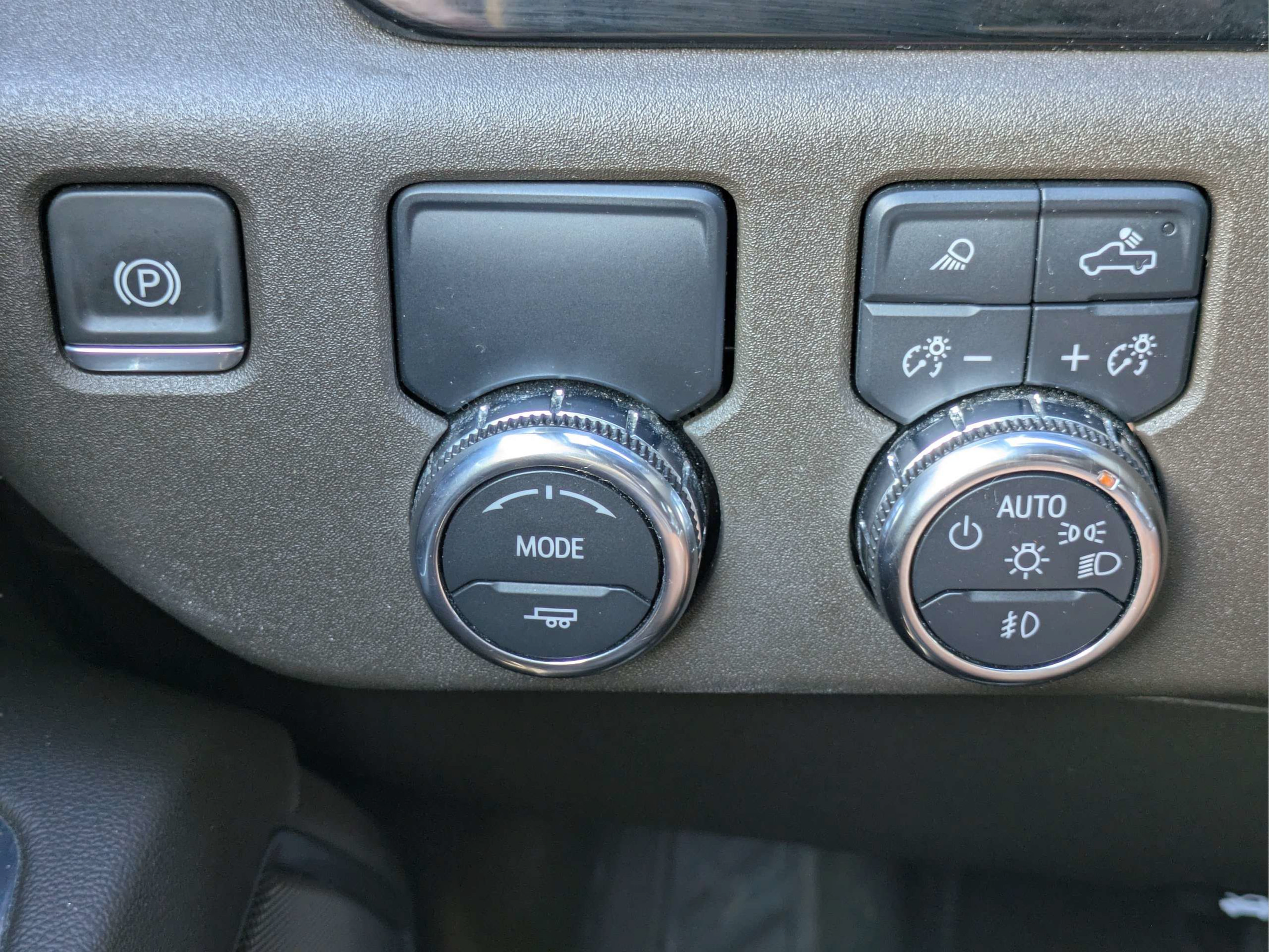 Used 2025 GMC Sierra 1500 SLT RWD image 23