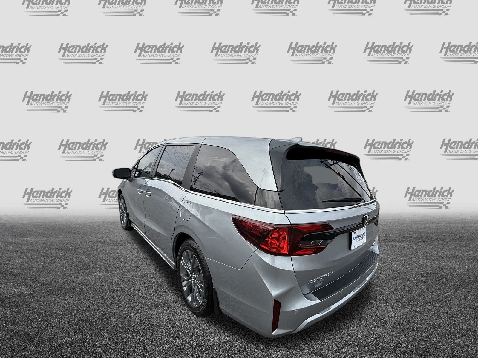 New 2027 Honda Odyssey Touring image 8