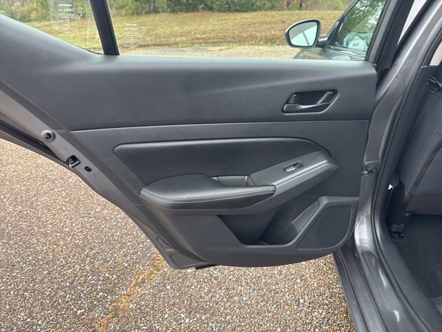 Used 2024 Nissan Altima 2.5 SV FWD image 13