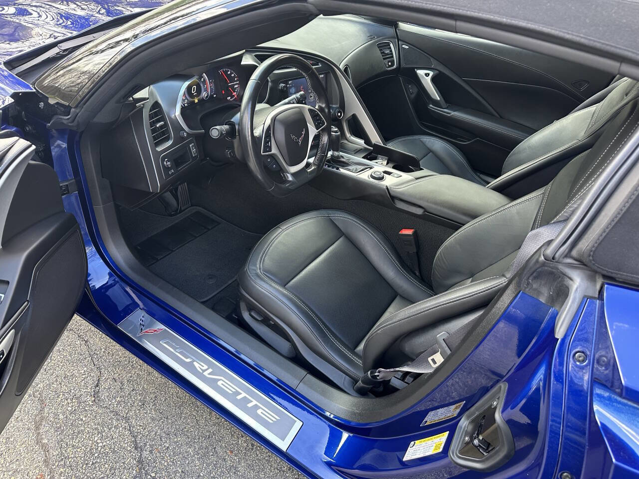 Used 2017 Chevrolet Corvette Stingray Convertible w/ 1LT RWD image 16