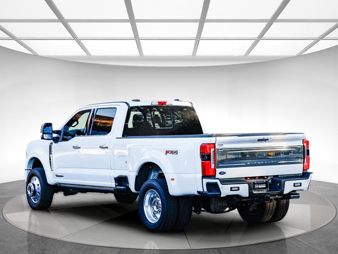 Used 2024 Ford F450 Platinum w/ FX4 Off-Road Package image 2