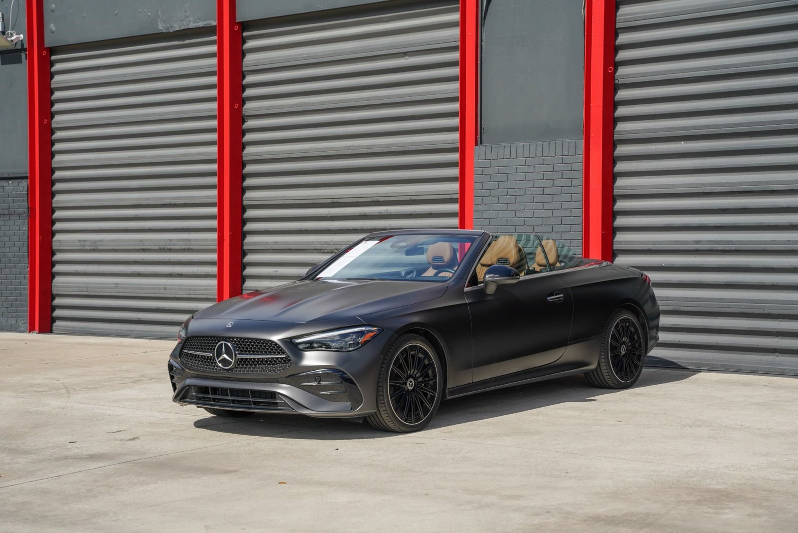 Used 2024 Mercedes-Benz CLE 300 4MATIC Cabriolet image 4