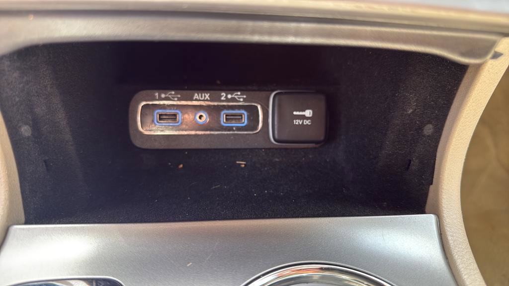 Used 2019 Jeep Grand Cherokee Overland AWD/4WD image 28