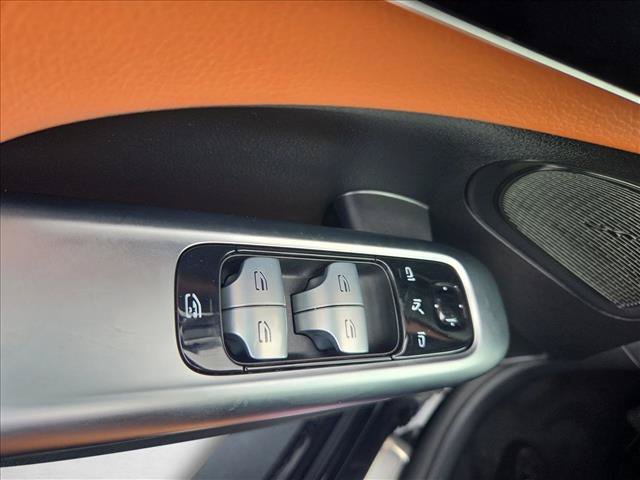 Used 2023 Mercedes-Benz C 300 Sedan image 16