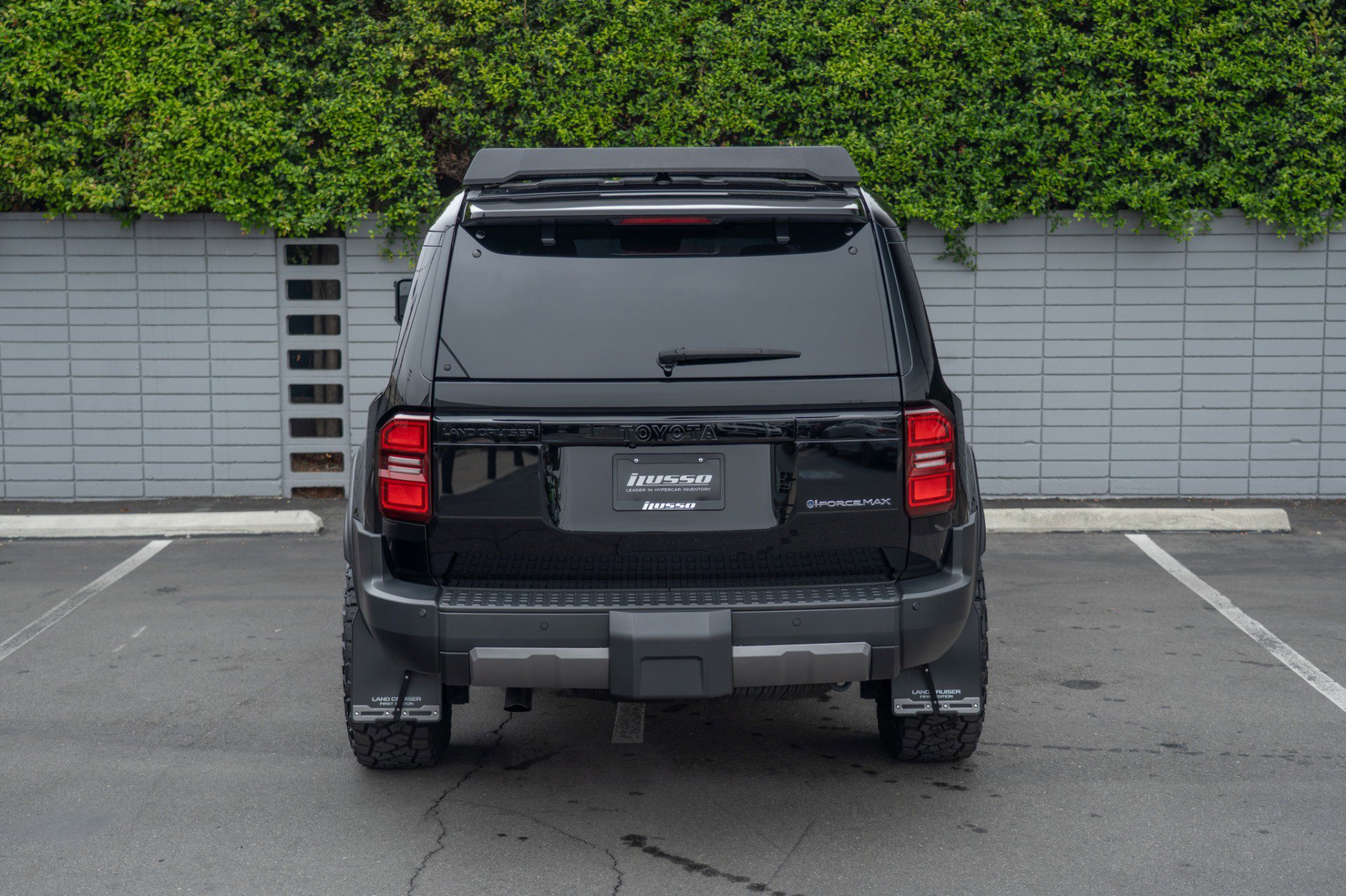 Used 2024 Toyota Land Cruiser image 4