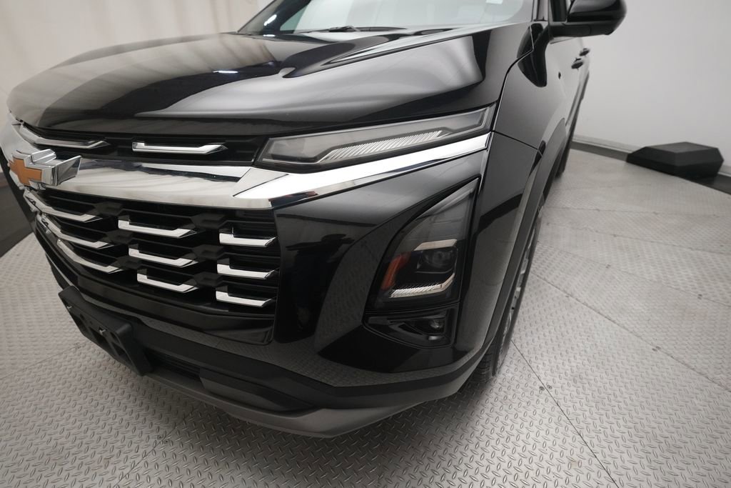 Used 2025 Chevrolet Equinox LT w/ Convenience Package II image 23