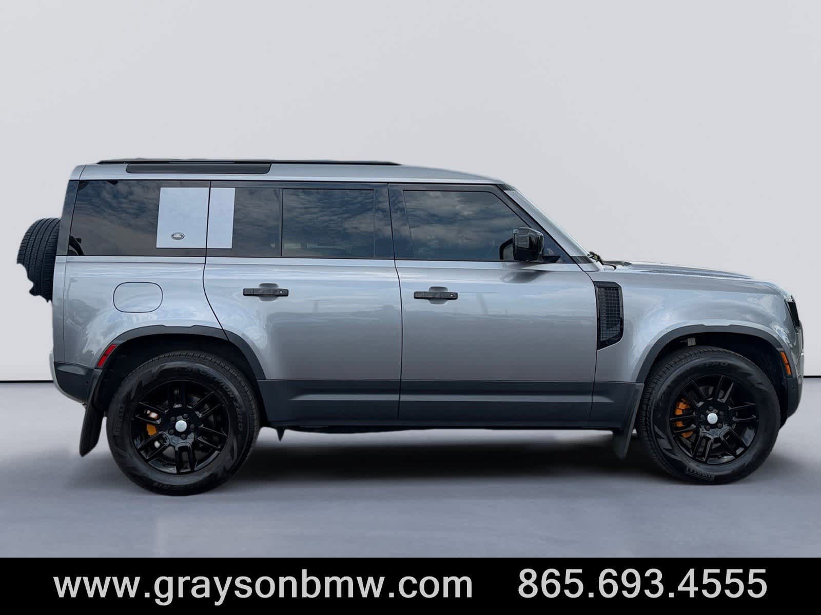 Used 2021 Land Rover Defender 110 S AWD/4WD image 2