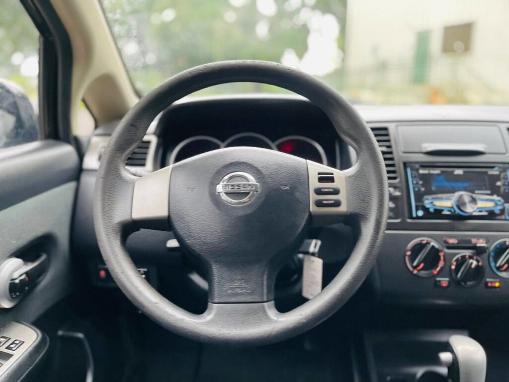 Used 2012 Nissan Versa 1.8 S w/ Plus Pkg image 15