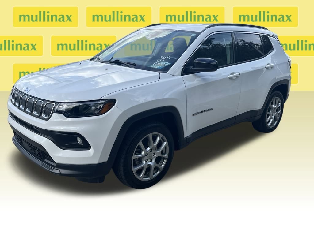 Used 2022 Jeep Compass Latitude image 21