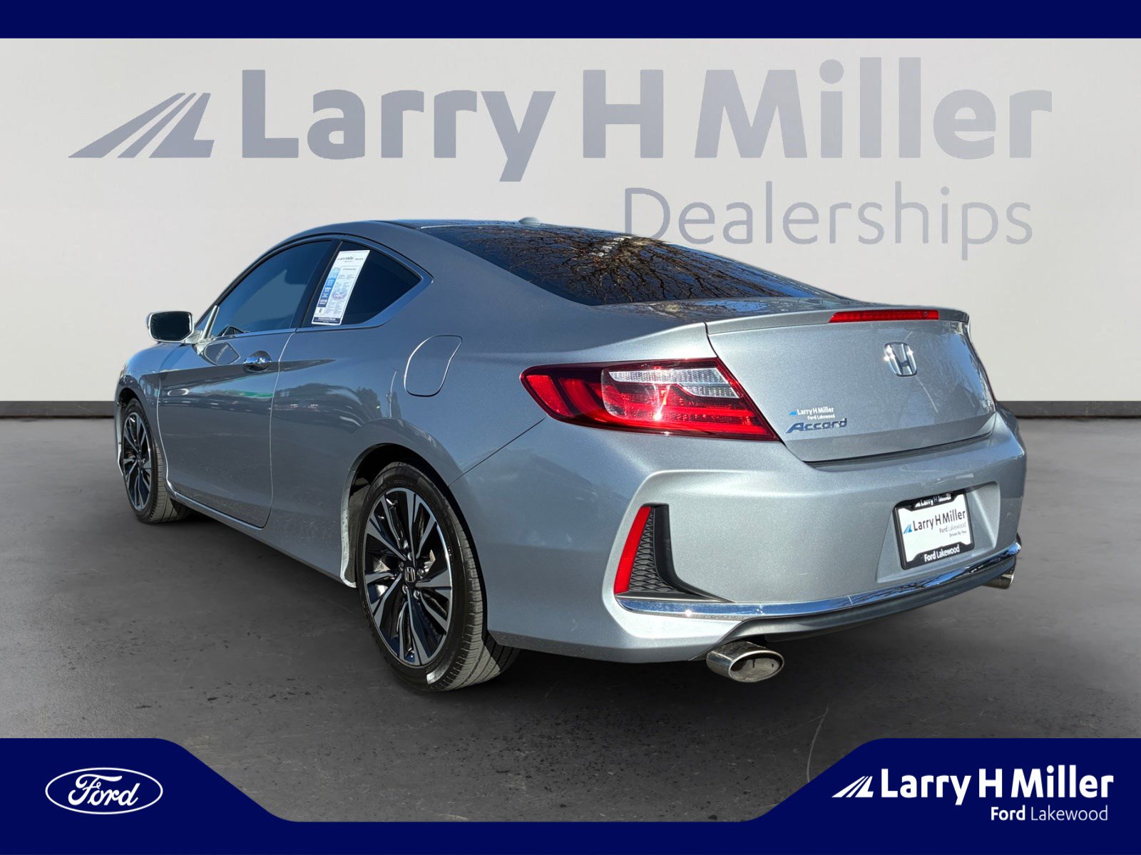 Used 2017 Honda Accord EX-L image 3