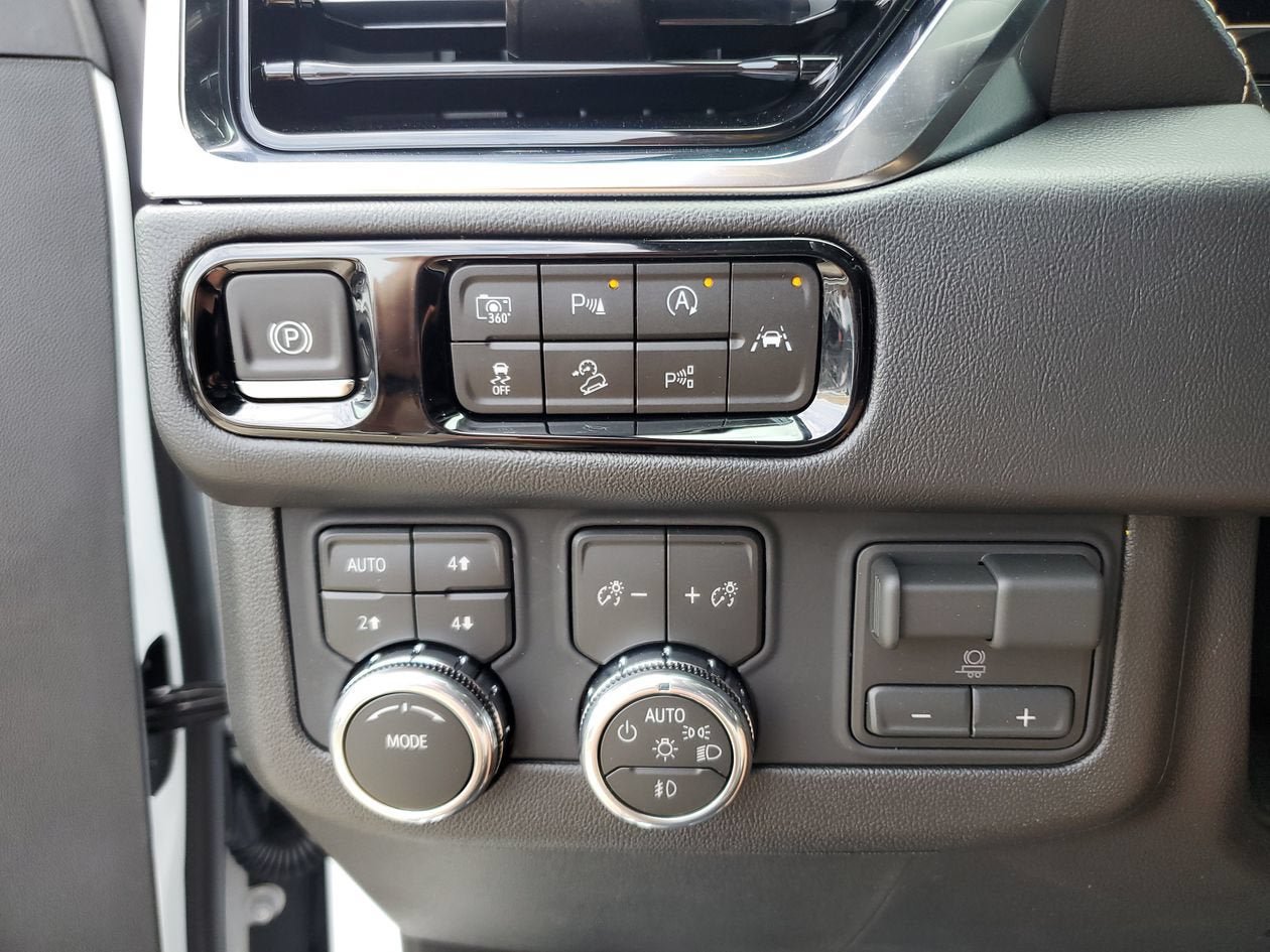 New 2026 GMC Yukon XL Elevation w/ Elevation Premium Package AWD/4WD image 29