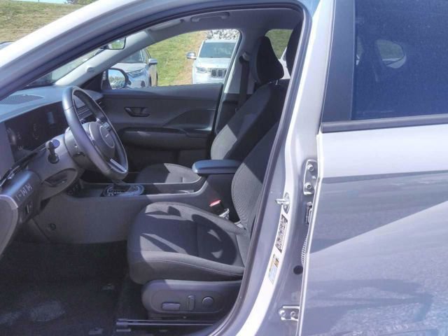 Used 2024 Hyundai Kona SEL image 17
