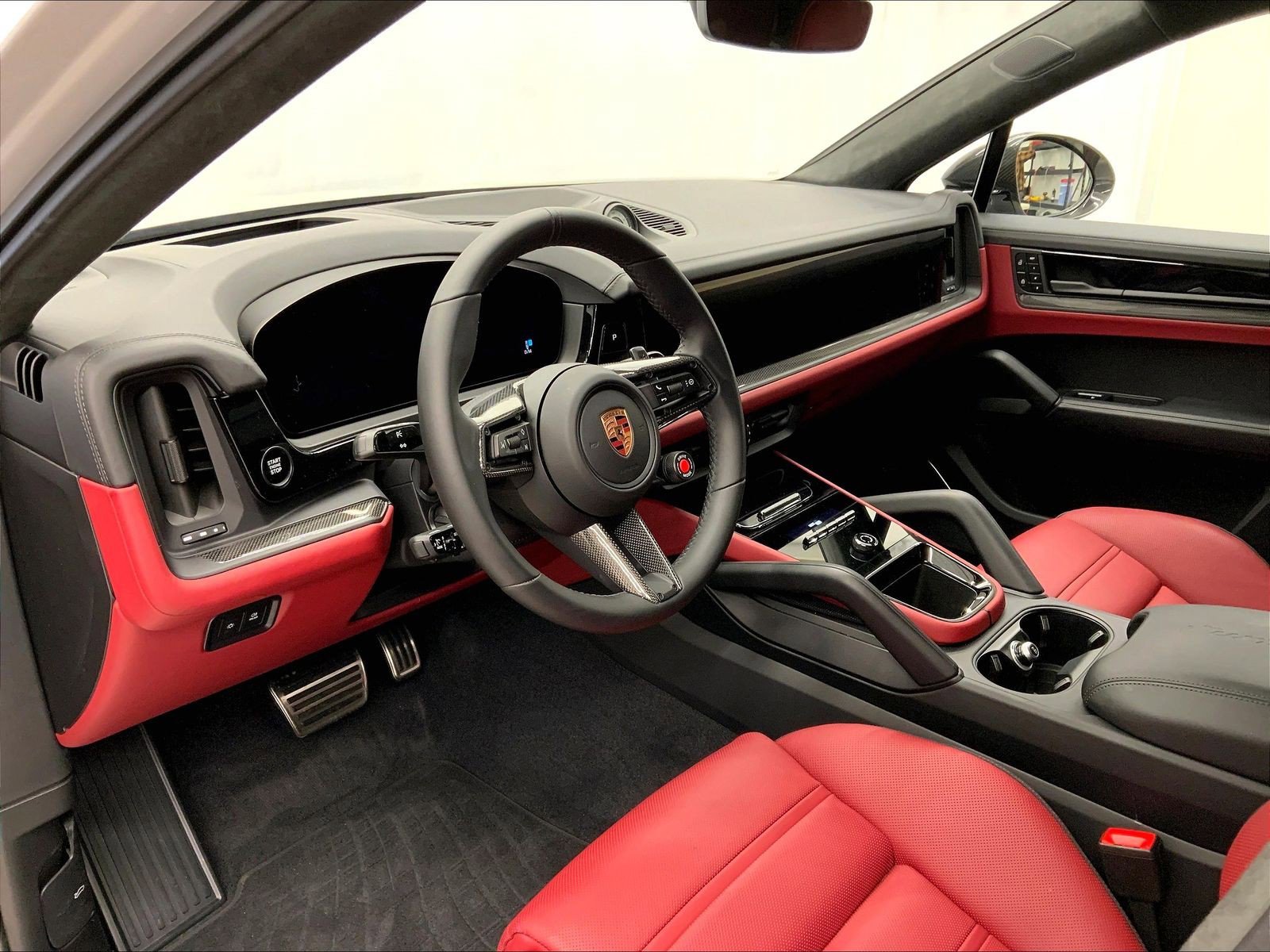 Used 2026 Porsche Cayenne Turbo GT AWD/4WD image 4